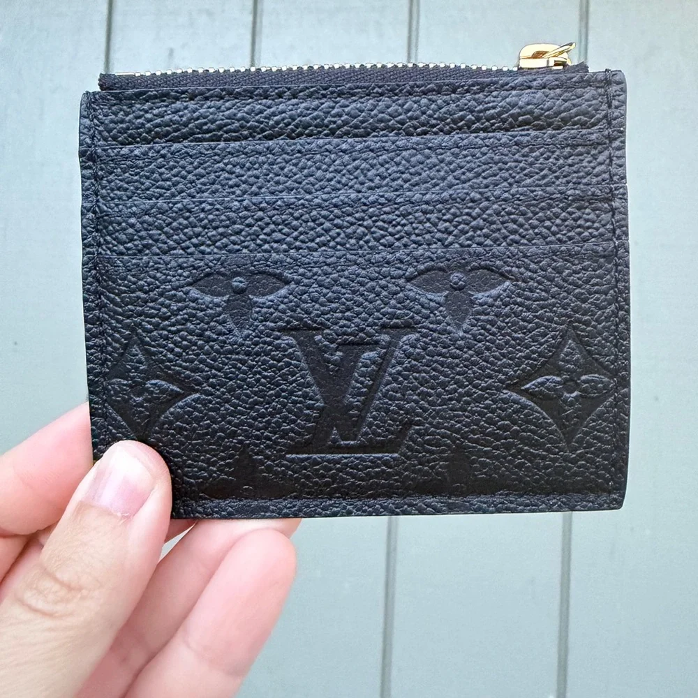 SOLD Louis Vuitton Flora Card Holder - Picture 2 of 6